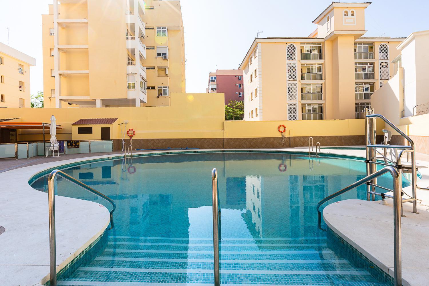 Ver1 - Terraza - 1 Dorm - Wifi - Centro A 100 Metros - Playa A 600 Metros トレモリノス エクステリア 写真