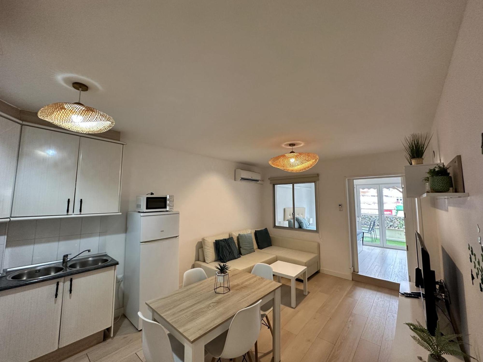 Ver1 - Terraza - 1 Dorm - Wifi - Centro A 100 Metros - Playa A 600 Metros トレモリノス エクステリア 写真